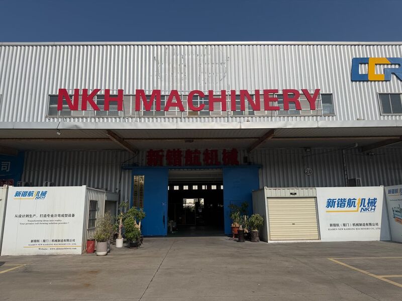 Cina il la cosa migliore Tetto rullo pannello che forma macchina sulle vendite