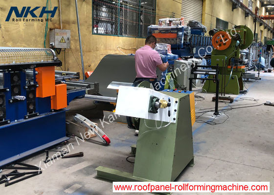 comprare La bobina d'acciaio leggera ha tagliato alla perforazione della macchina di lunghezza & a retrocedere la linea di produzione 1.0x100mm online manufacture