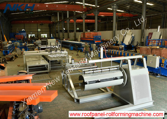 comprare Linea d'acciaio della macchina di taglio delle lamine di metallo 0,3 - 1,0 * 1250mm con la Ri-bobinatrice online manufacture