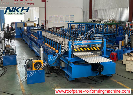 Macchina per la formazione di rotoli ondulati ad alta velocità, macchina per la formazione di rotoli a freddo ad alta precisione velocità di volo 762 Servo taglio di fogli ondulati